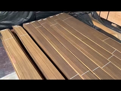 Rookt eiken fineer, kwart gesneden